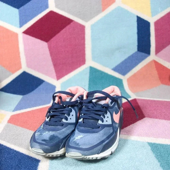 Nike Air Max 90 Prm Tape Wmn Shoes Sz 7 CAMO”ARMORY - Picture 2 of 5